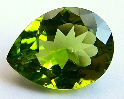 großer Peridot Olivin Tropfen 7,67 Carat 15,8 x 12 mm grün Unikatmeister - Bild 1 von 4