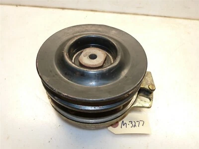 Большая красная электрическая муфта отбора мощности для трактора MTD Troy-Bilt - Изображение 1 из 4