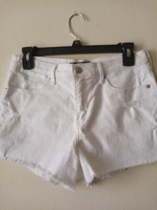 Abercrombie & Fitch pantaloncino donna bianco sfilacciato effetto invecchiato taglia 28 - Foto 1 di 6
