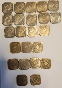 Netherlands Antilles coin lot 5 cent 1967, 1771, 1974, 1975 (14 are Uncirculated - Picture 1 of 2