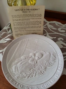 Vintage To Us A Child Is Frankoma Keramik Weihnachten 1980 Sammler Teller mit Papier - Bild 1 von 4
