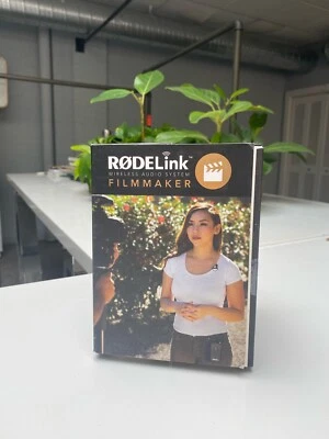 Rode RodeLink FM Wireless Filmmaker System with Lavalier Microphone - Image 1 of 3