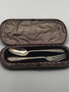 Victorian Hallmarked Silver, Cased Child set by Robert Stebbings London 1883. - Picture 1 of 4