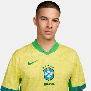 Nike Brazil 2024 Men's Stadium Home Jersey Center Crest Yellow Sz XL FJ4284-706 - Picture 1 of 7