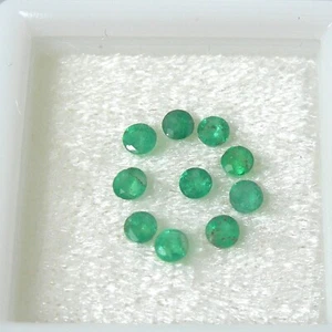 Qty 10 Pieces Round 2.50 mm Mixed Green Natural Emerald Gemstone 0.82 carat - Picture 1 of 11