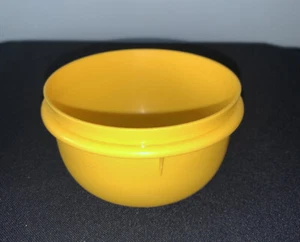 Vintage Tupperware Mini Yellow Bowl 1403 - No Lid - Picture 1 of 7