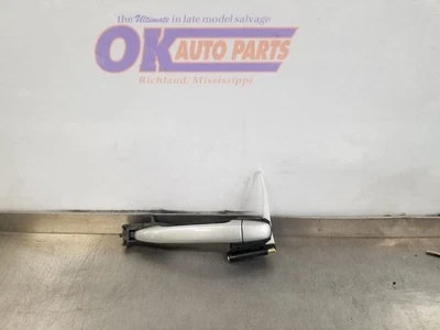03 2003 LEXUS GX470 OEM PASAJERO DERECHO PUERTA TRASERA MANIJA PLATEADA  Foto 1 de 4