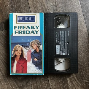Freaky Friday 1976 VHS Movie Walt Disney Studio Film Collection Jodie Foster - Picture 1 of 3