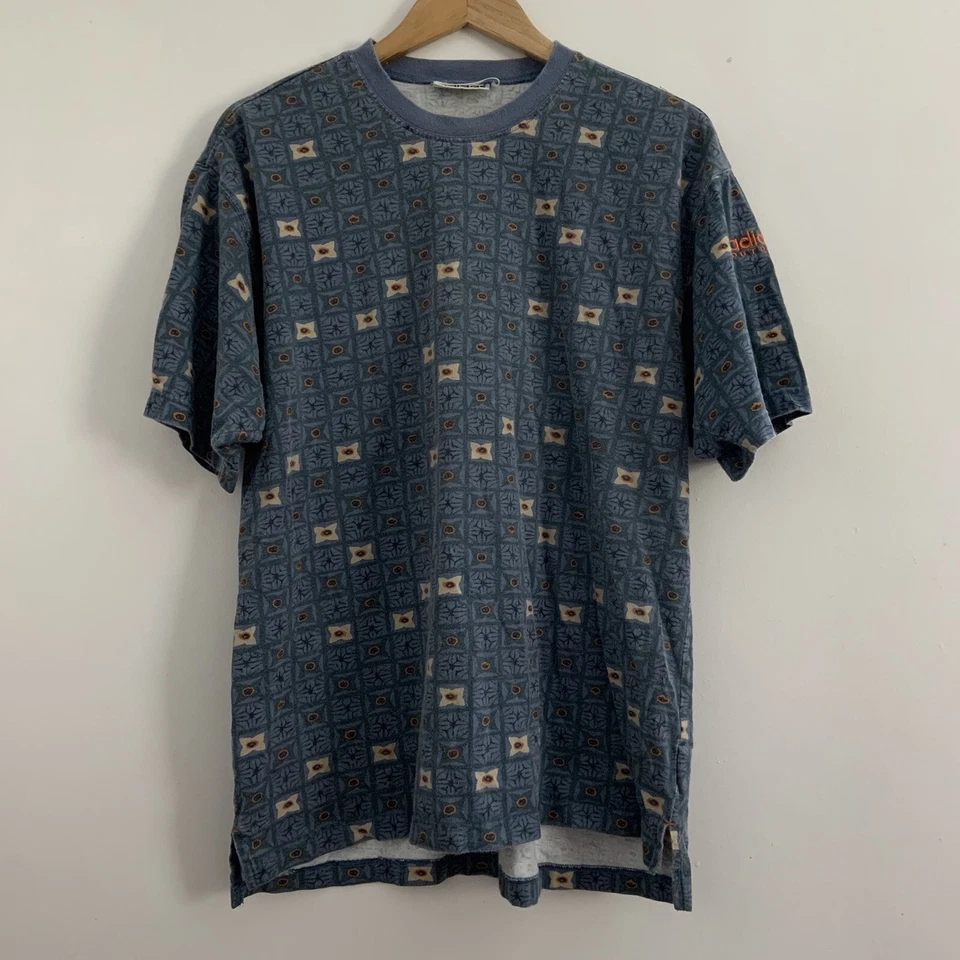 Camiseta Vintage Años 90 ADIDAS Exterior Flor de Loto Cubo Red Rejilla Floral Mediana Foto 1 de 4