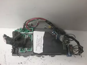 1996-2000 Honda Civic Base Under Dash Fuse Box Assembly 38600-S01-A1 (4 Door) - Picture 1 of 6