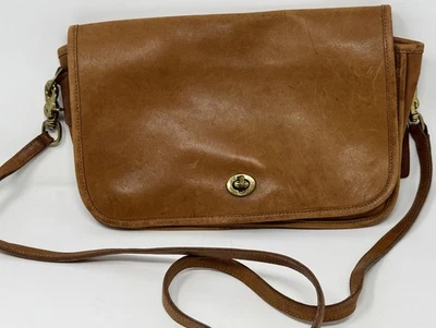 Винтажный тренер трансформируемый застежки G1P-9635 кожи наплечная сумка сумочка британский желтовато-коричневый - Изображение 1 из 4