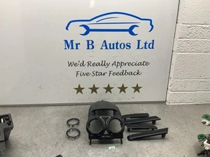 Vauxhall Corsa D Consola Central Tablero Vidrio Negro SRI Kit de Borde 5 Puertas - Imagen 1 de 5