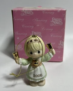 PRECIOUS MOMENTS RINGING IN THE SEASON 2006 New Open Box Dated Figurine #610001 - Picture 1 of 12