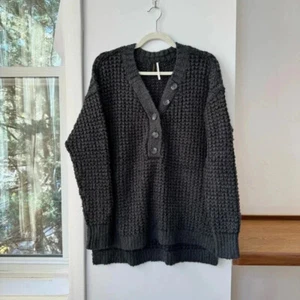 Nuevo Suéter Térmico Free People Whistle Henley Gran Tamaño Slouchy Manga Larga - Imagen 1 de 11