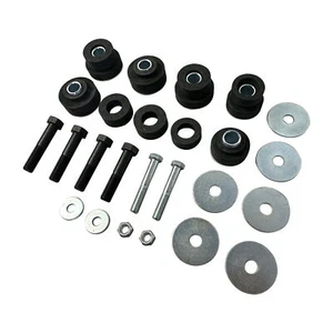 NUEVO Kit de buje de subchasis de herrajes y pernos para Chevy Camaro Firebird 67-81 - Imagen 1 de 8