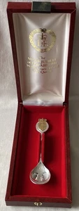 Cased Sterling Silver And Gilt Queen Elizabeth II 1977 Silver Jubilee Spoon. - Picture 1 of 8