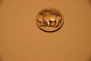 1913 D BUFFALO NICKEL V1 NO DATE 2 - Picture 1 of 1