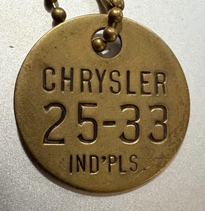 Vintage Kfz Werkzeug Check Messing Anhänger: Chrysler Indianapolis Fabrik - Bild 1 von 1