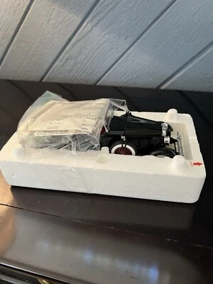 Franklin Danbury Mint 1927 Stutz Black Hawk Car Black Convertible 1/24 Diecast  - Image 1 of 4