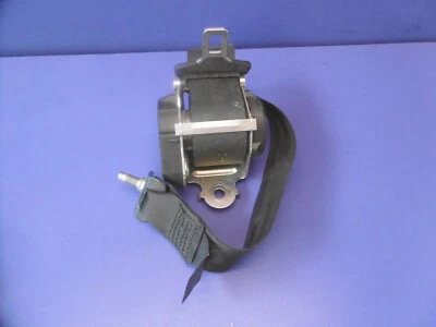 PEUGEOT 508 LEFT SIDE REAR SEAT BELT 96722255xx - Image 1 of 4