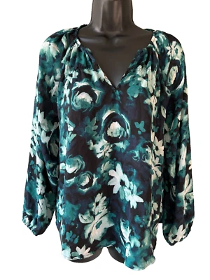 Simply Vera Wang Womens Long Sleeve V Neck Green Floral Blouse Size PM - Image 1 of 4