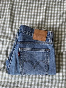 levis wedgie straight 26 - Picture 1 of 4