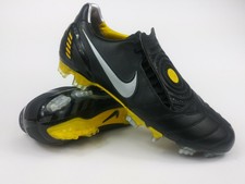 nike total 90 yellow