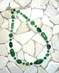 ★ mittellange Kette ★ Collier ★ dunkelgrün & kristall ★ - Picture 1 of 4