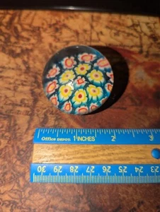Pisapapeles vintage pequeño de vidrio artístico Millefiori - Imagen 1 de 5