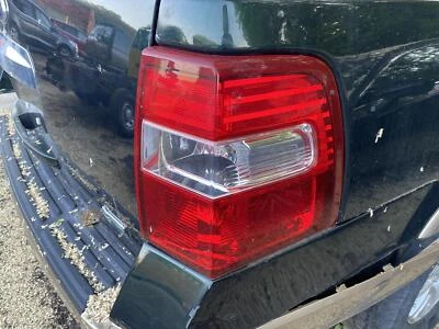 Conjunto de luz trasera derecha usado se adapta a: Ford Expedition 2013 grado derecho A Foto 1 de 4
