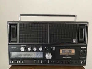 GRUNDIG RR 3000 Super Stereo - Dispositivo cult anni '80 - Foto 1 di 9