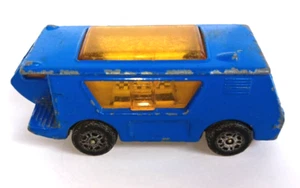 Corgi juniors wigwam camper van No.18 Whizzwheels (17) - Picture 1 of 6