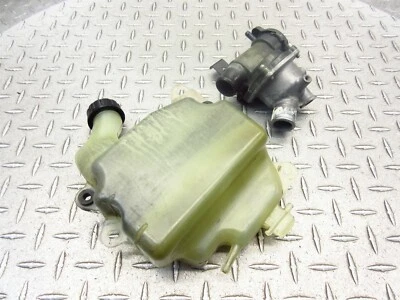 2007 06-16 Kawasaki Vulcan 900 VN900 Custom Radiator Cooling Bottle Thermostat - Image 1 of 4