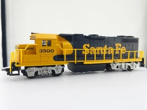 *READ* HO Scale Life-Like GP38-2 Santa Fe 3500 Powered Diesel Locomotive Train - Picture 1 of 16