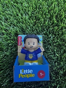Fisher-Price Little People implante coclear niño con discapacidad auditiva HYJ98 - Imagen 1 de 4