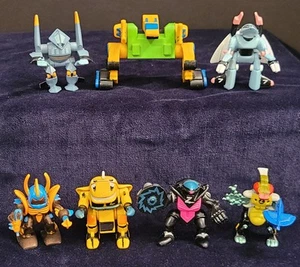 Galoob Micro Machines Z-Bots Lot of 7 Rare Vintage Vinyl Figures From The 1990s! - Picture 1 of 23