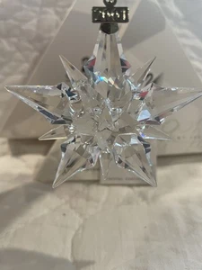 Swarovski Crystal 2001 Star Snowflake Annual Christmas Ornament Original Box - Picture 1 of 10