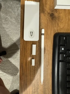 Apple Pencil (1st Generation)  with box and accessorires - Image 1 of 4