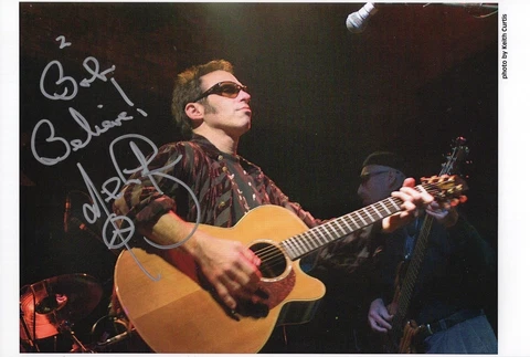 NILS LOFGREN HAND SIGNED 7x10 COLOR PHOTO+COA      GREAT GUITARIST    TO BOB Cover