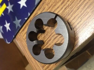 1 1/4" - 18 X 2-1/2" HOCHGESCHWINDIGKEITSSTAHL RUND VERSTELLBAR MATRIZE - Bild 1 von 1