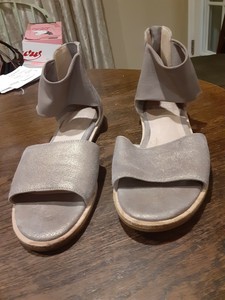 eileen fisher sonny sandal