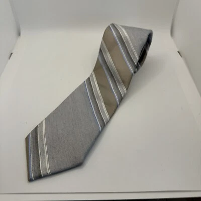 Corbata para hombre Calvin Klein gris/marrón a rayas mezcla de seda precio de venta sugerido por el fabricante 69,50 USD Foto 1 de 4