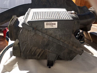 00-06 OEM CHEVY GMC SILVERADO YUKON DENALI LIMPIADOR DE AVALANCHAS MONTAJE DE CAJA Foto 1 de 4