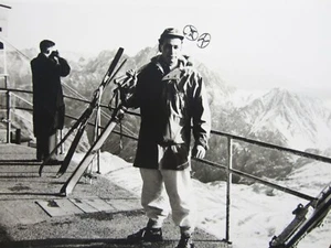 Vintage Skiing Alps Photo Zugspitlze Germany Wood Skis (8" X 10") Original 1953  - Picture 1 of 4