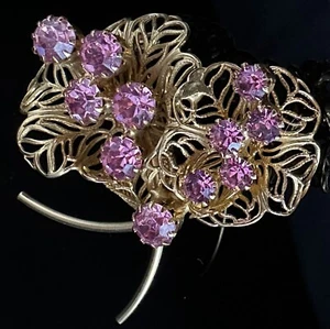 vintage midcentury filigree gold tone pink rhinestone bouquet pin brooch - nice - Picture 1 of 7