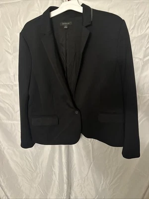 Ann Taylor Women’s The Notched One Button Blazer in Seasonless Stretch Black 18 - Image 1 of 4