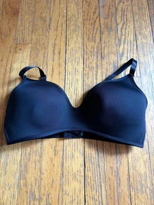 Bra Womens 40D Black Molded T-Shirt Adjustable Straps Hook Eye Closure Seamless - Picture 1 of 5