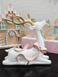 34. & Kiefer weißes Rentier mit rosa Kokette Schleife Weihnachten Urlaub Figur neu - Bild 1 von 7