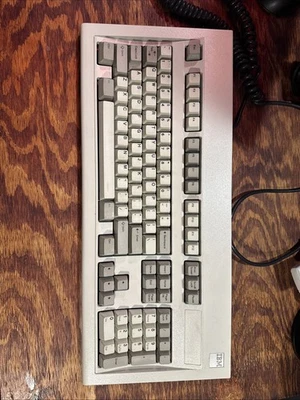 (Vintage) IBM 1986 Model M Clicky Keyboard P/N 1390120 - Image 1 of 4