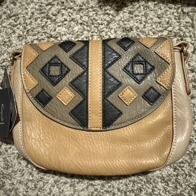 BOLSO BANDOLERA INC INTERNATIONAL CONCEPTS MARGINY SADDLE, VENTA AL POR MENOR $60 Foto 1 de 4